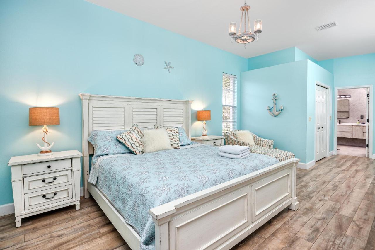 Palm Harbor Paradise - Lovely Home With Pool & Hot Tub Eksteriør billede