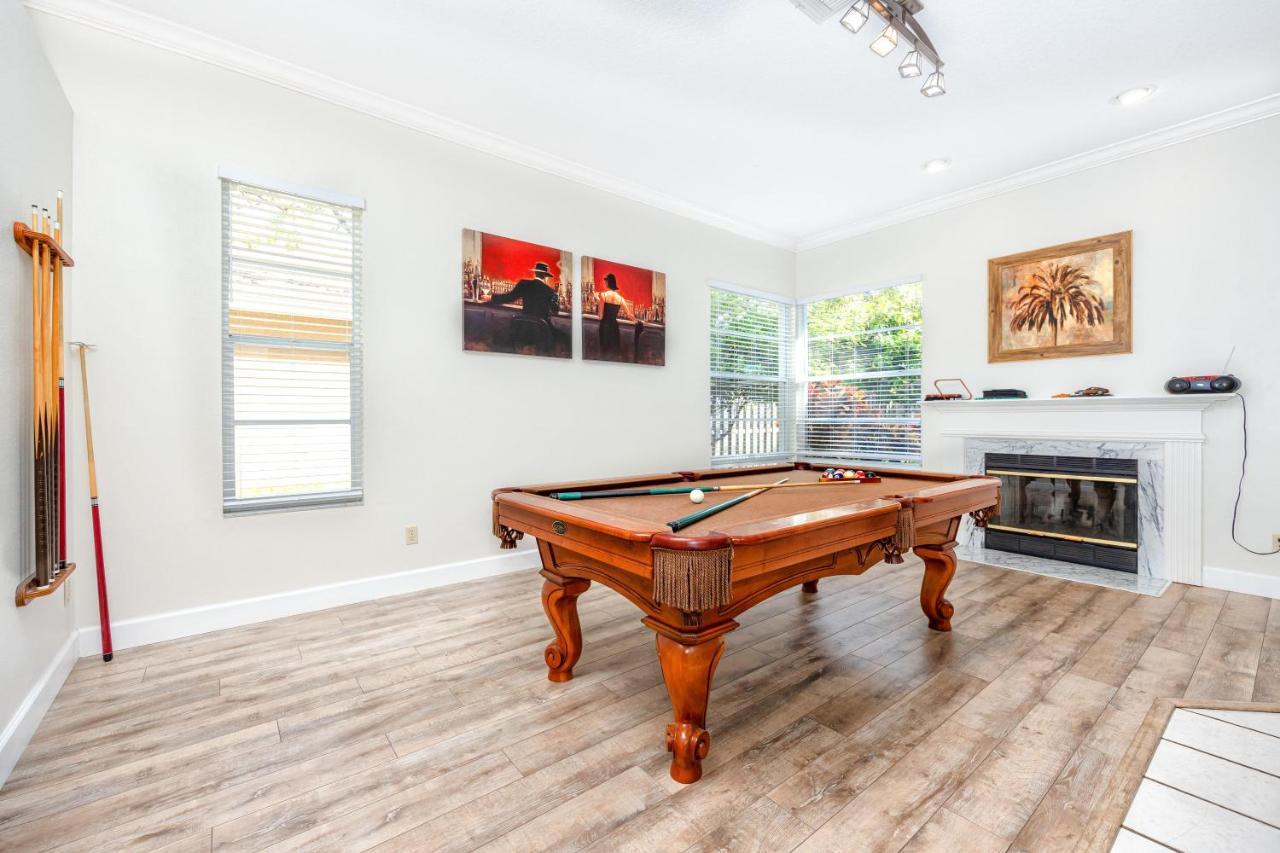 Palm Harbor Paradise - Lovely Home With Pool & Hot Tub Eksteriør billede