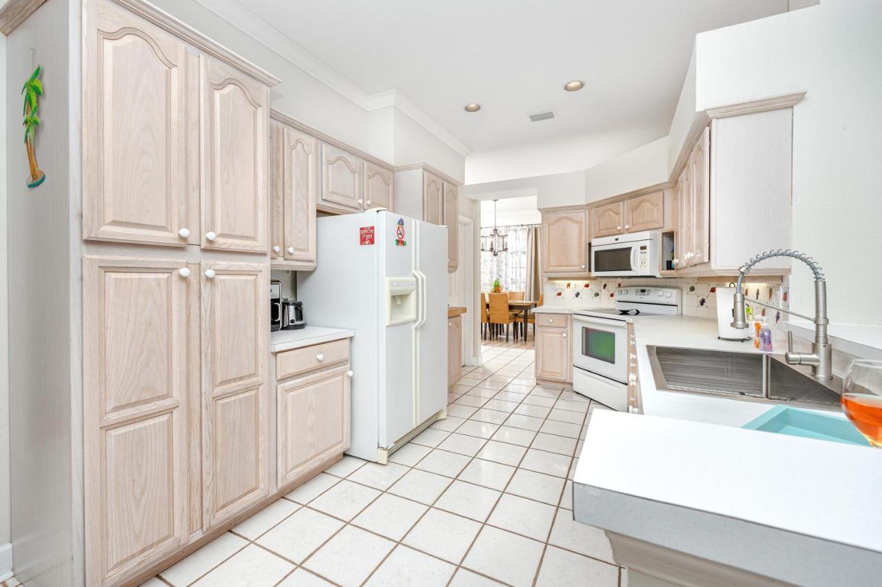 Palm Harbor Paradise - Lovely Home With Pool & Hot Tub Eksteriør billede