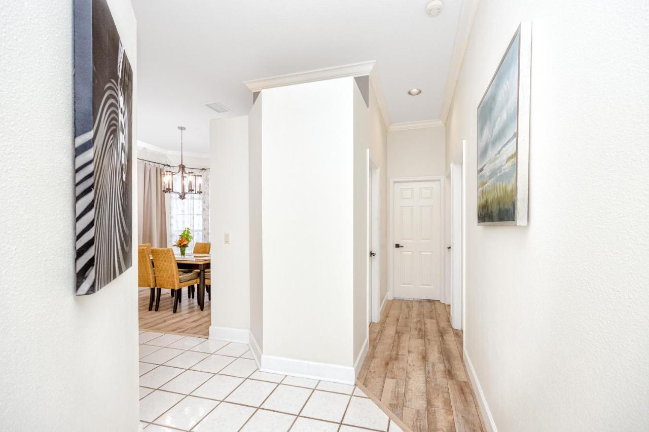 Palm Harbor Paradise - Lovely Home With Pool & Hot Tub Eksteriør billede