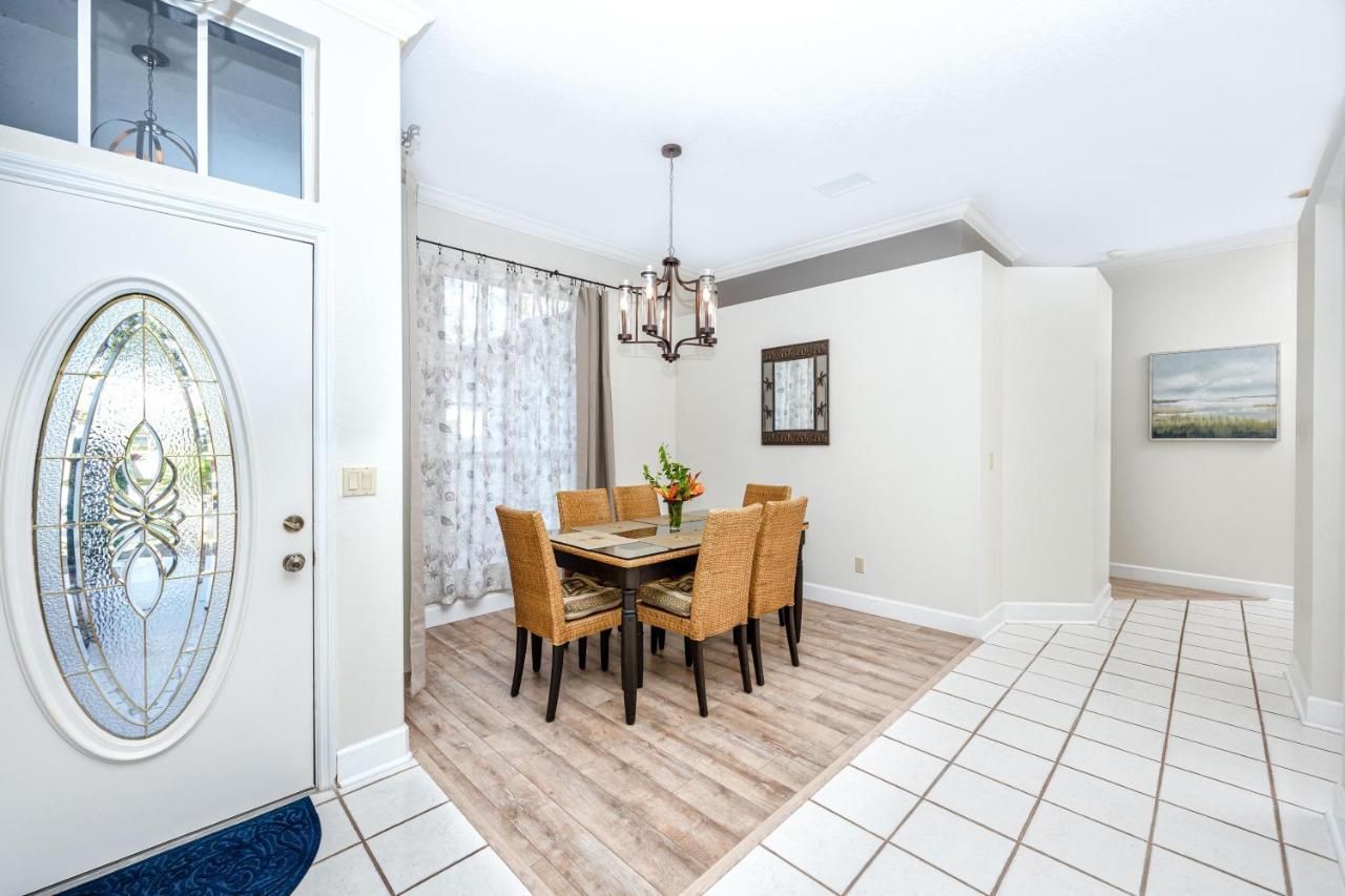 Palm Harbor Paradise - Lovely Home With Pool & Hot Tub Eksteriør billede