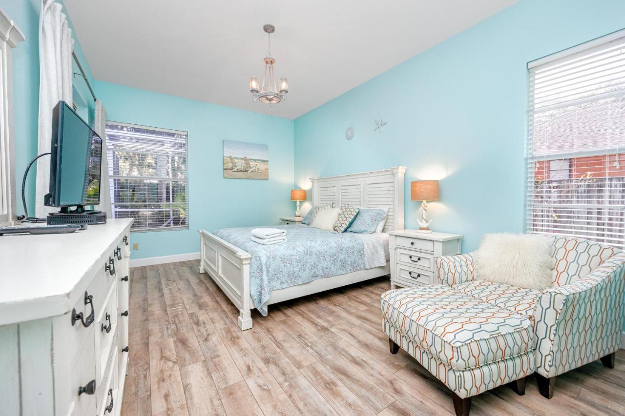 Palm Harbor Paradise - Lovely Home With Pool & Hot Tub Eksteriør billede