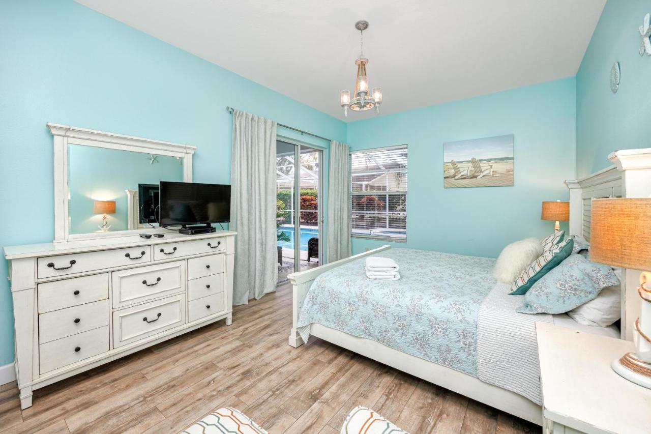 Palm Harbor Paradise - Lovely Home With Pool & Hot Tub Eksteriør billede